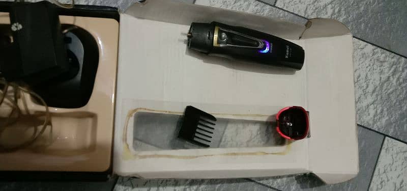 KEMEI Shaving Machine 16