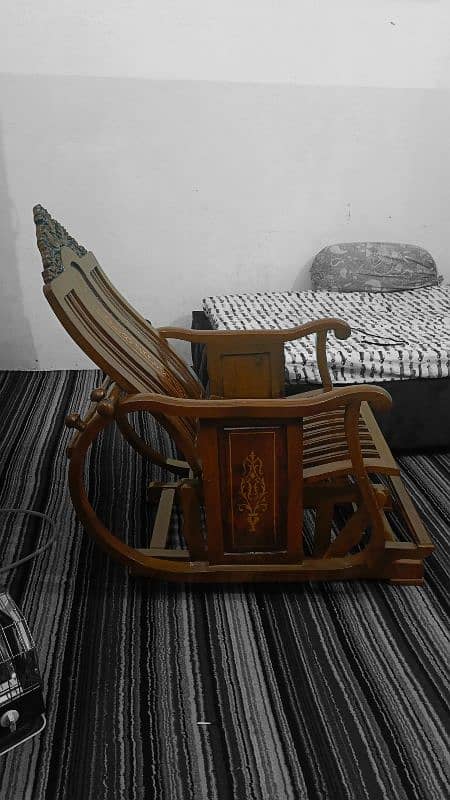 Rocking / Relaxing Chair 2