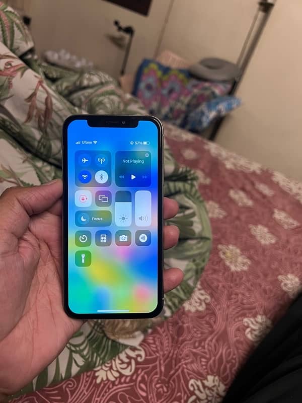 IPhone X 64GB Memory Pta Approved life Time 5