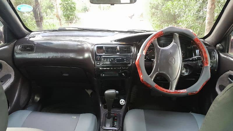 Toyota Corolla XE 1995 3