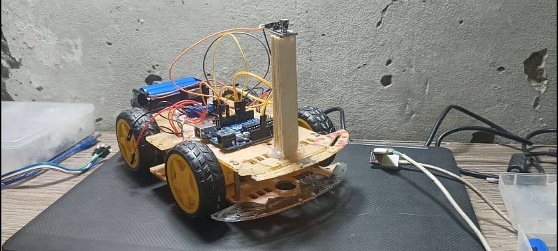 TV remote controlled robotic car for students projects Arduino based 3