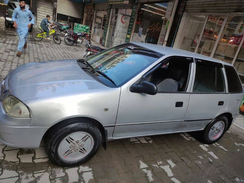 Suzuki Cultus VXL 2005 3