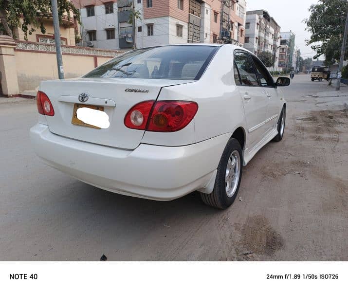 Toyota Corolla se saloon 3