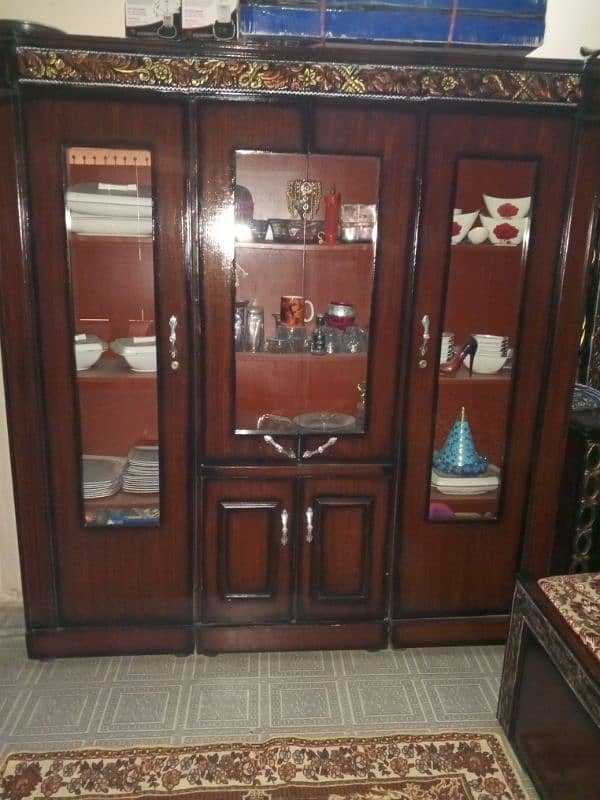 Bed, Almari, dressing table, divider new condition 3