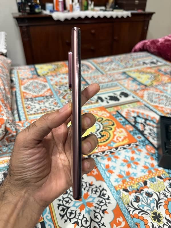 Samsung Note 20 Ultra in Extraordinary Condition for Sale 12