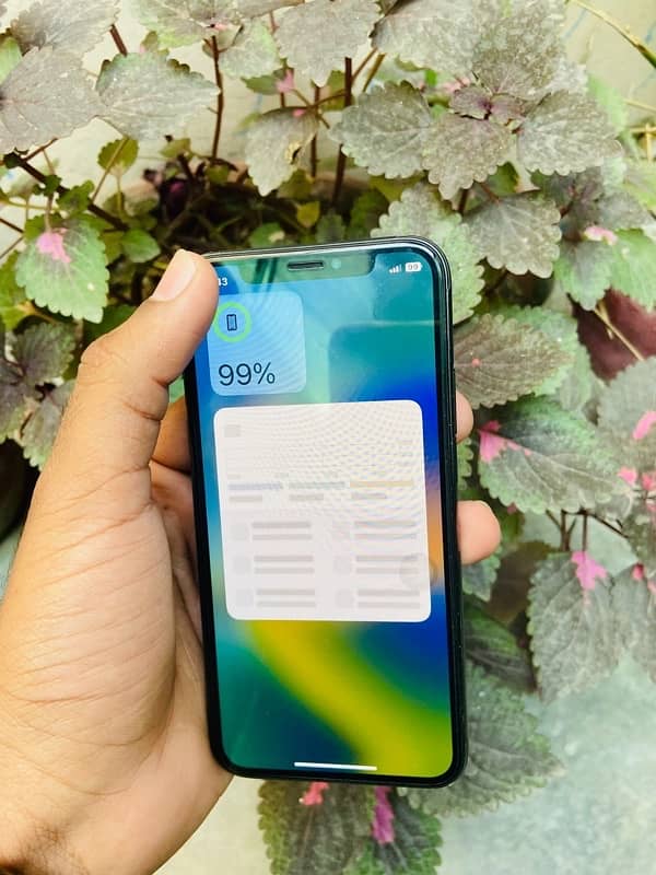 Apple iphone X 64 gb PTA approved 8