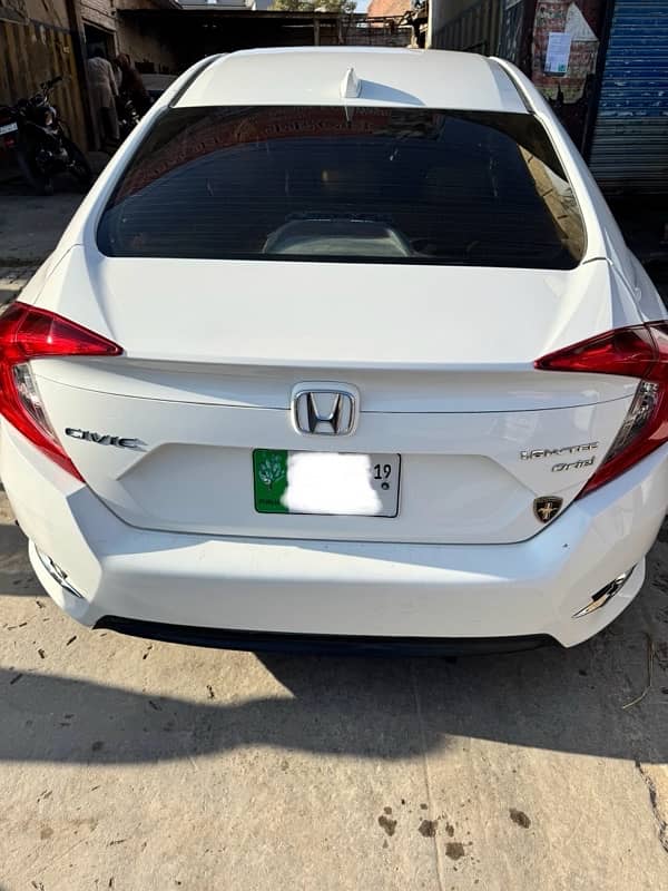 Honda Civic Oriel 2019 feu touch ups need to cash 1