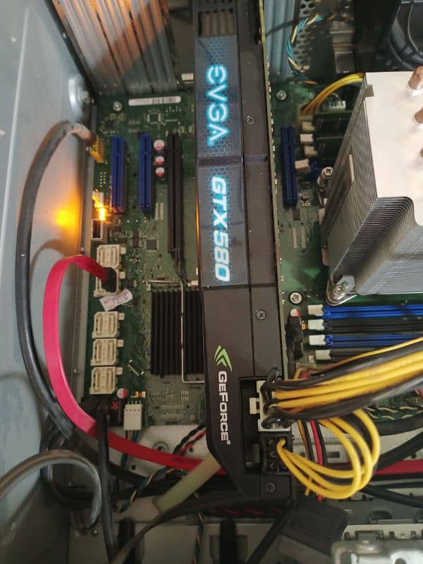 Lenovo Octa Core/GTX 580 384Bits/16GB Ram/500GB HDD 2