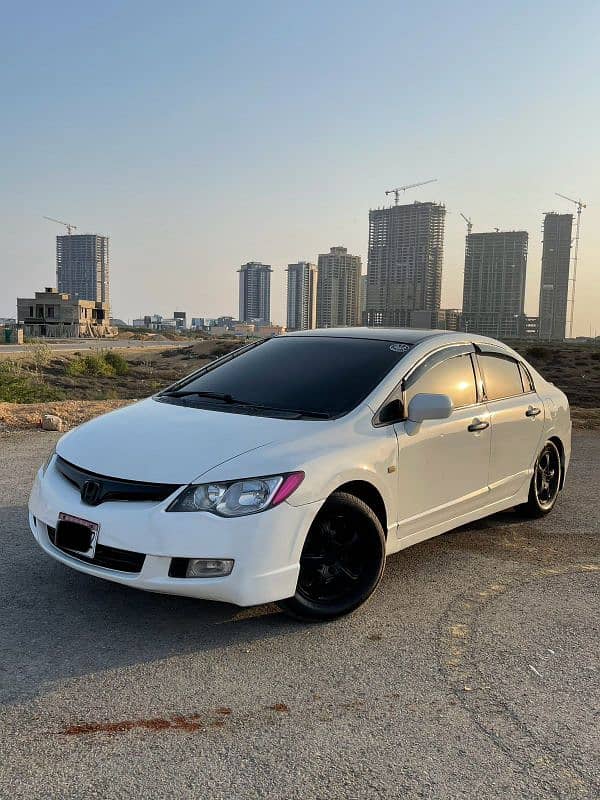 Honda Civic EXi 2010 1