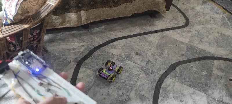 High speed 100 meters long range robotic car for students 2