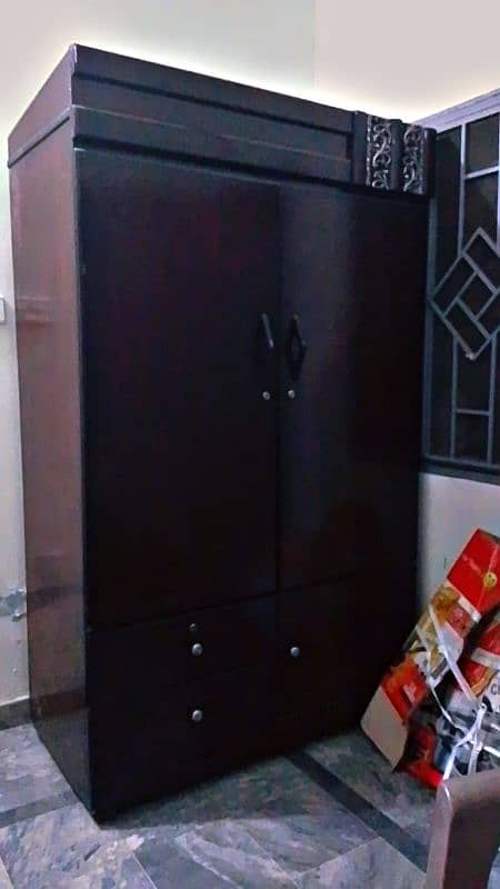 wardrobe for sale 0