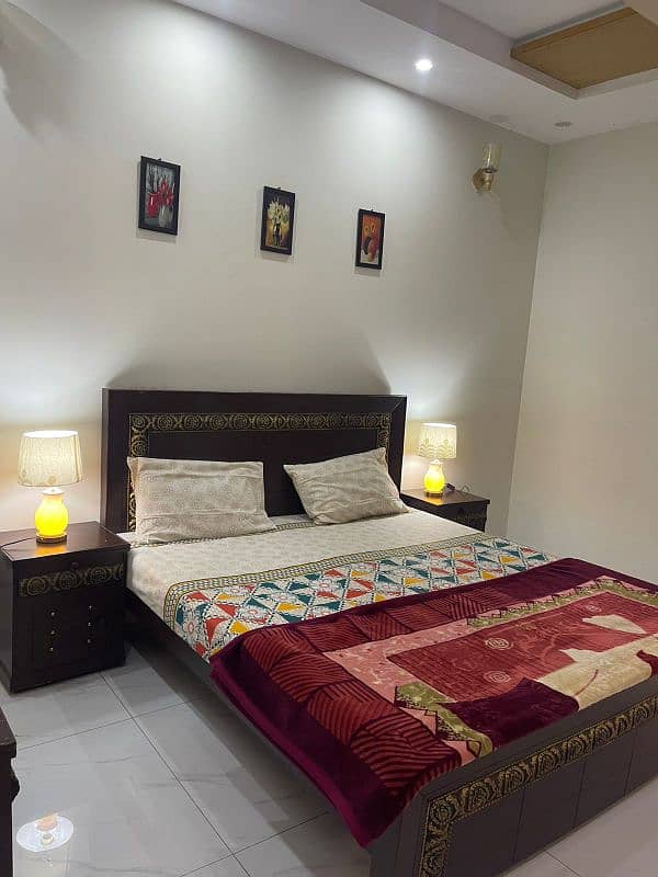 Furnished 10 marla House For Rent in Bahria Town Lahore 16