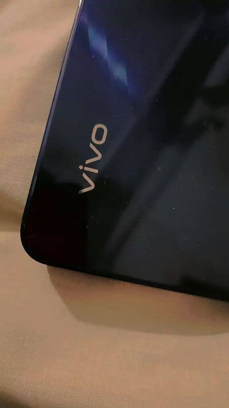 Vivo Y100 1