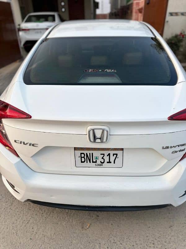 Honda Civic Oriel 2018 Red Meter 1