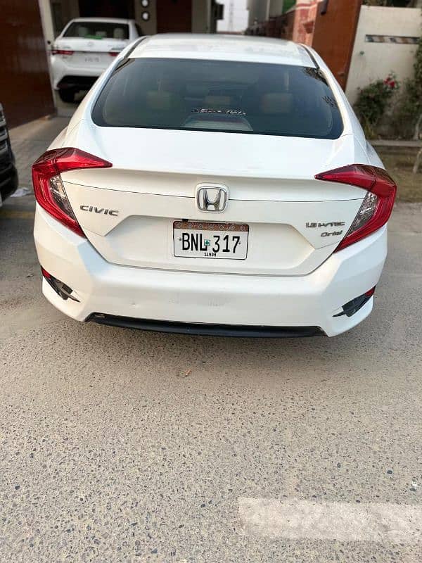 Honda Civic Oriel 2018 Red Meter 13