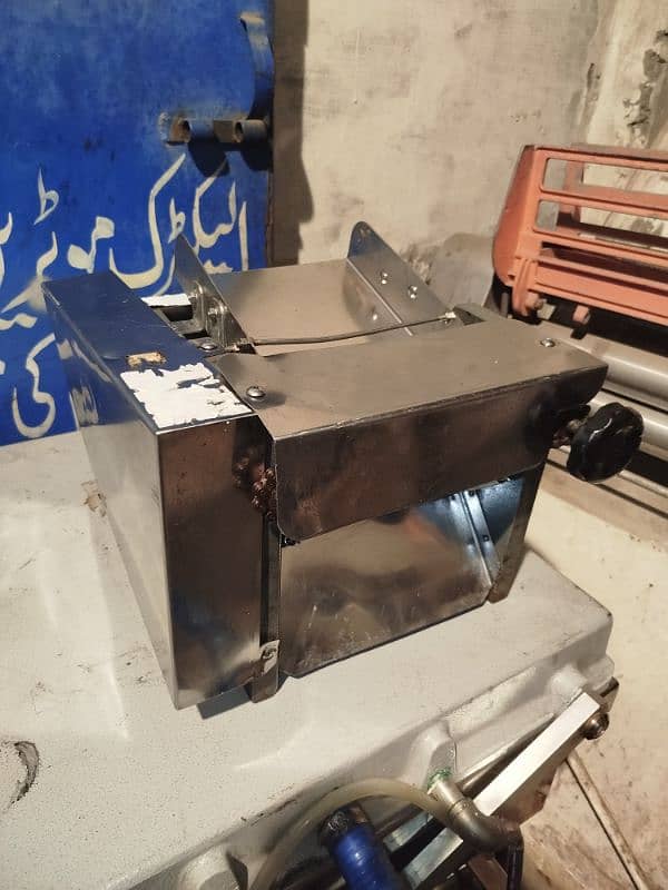 Samosa patty rolls patty making machine imported 220 voltage 8 inch 6