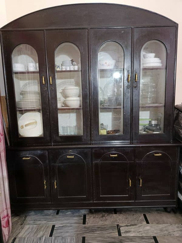 4 mirror door & 4 cabinets condition 9/10 1