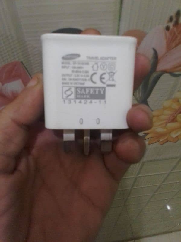 Samsung original box Wala charger 1