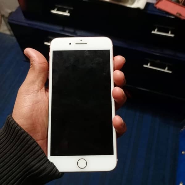 iphone 7 plus pta approved with box / no call only msg 1