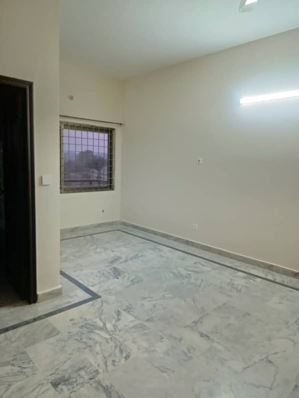 G-11 Real Pics 500 Sq. Yards beautiful upper portion marble flooring wide street 5