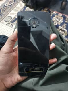 Moto z3