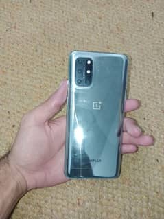 OnePlus 8t(10/10condition)12/256)With65WOnePlusCharger}03121618499 wts