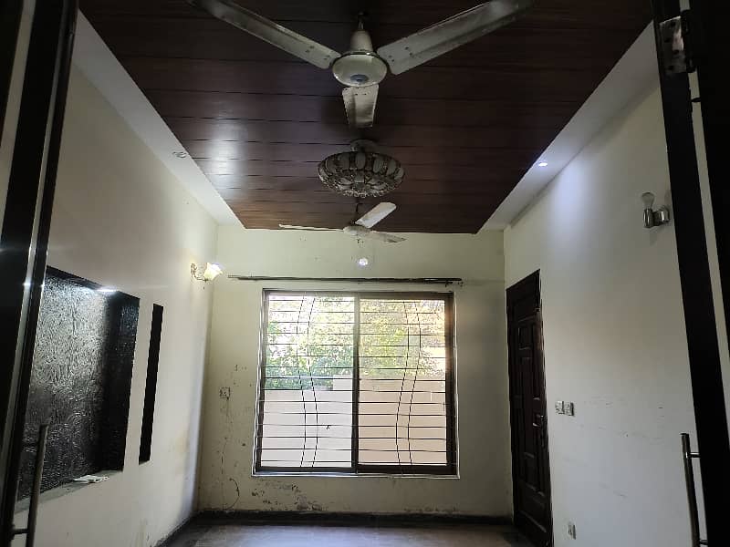 10 Marla House For Sale Gulshan Lahore Society Near Wapda Town Tariq Garden 2