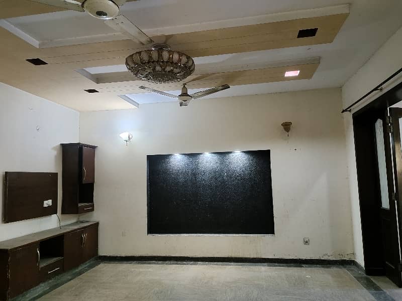 10 Marla House For Sale Gulshan Lahore Society Near Wapda Town Tariq Garden 5