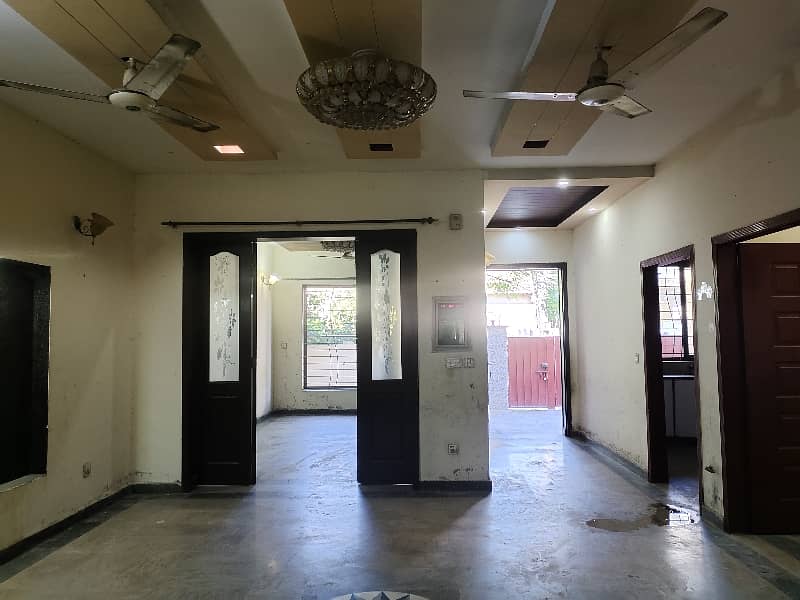 10 Marla House For Sale Gulshan Lahore Society Near Wapda Town Tariq Garden 9