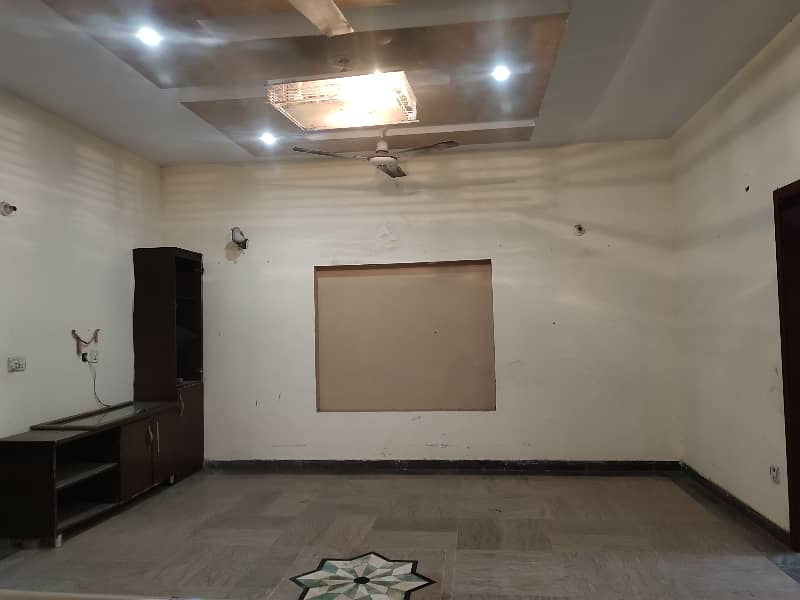 10 Marla House For Sale Gulshan Lahore Society Near Wapda Town Tariq Garden 11