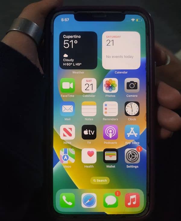 Iphone 11 pro Back glass cracked 2