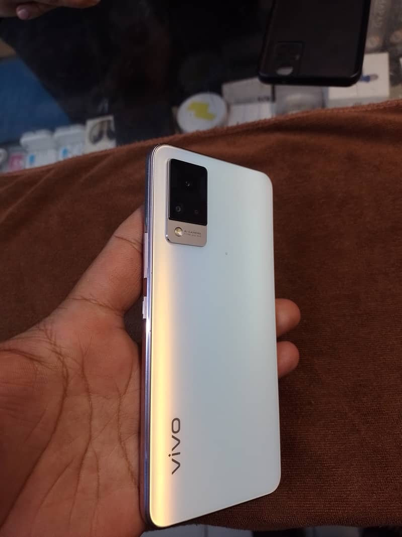 vivo v21 2