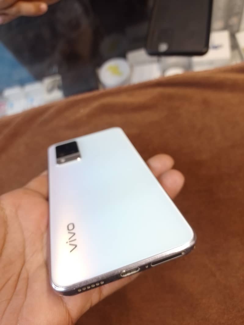 vivo v21 5