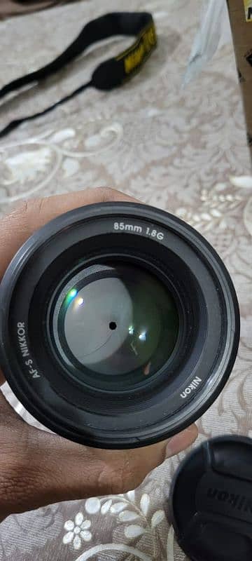 Nikon 85mm 1.8G lense for sale 1