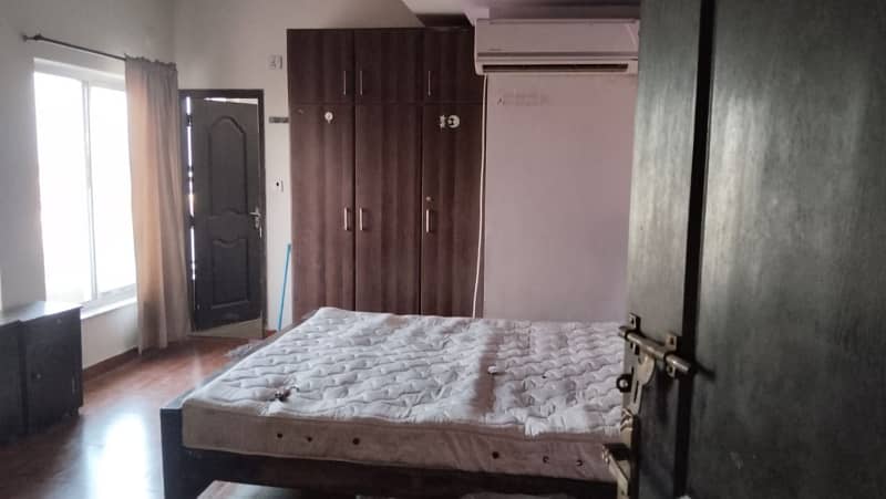 1 Bed Studio Flat For Rent in Bahria Town Lahore 0