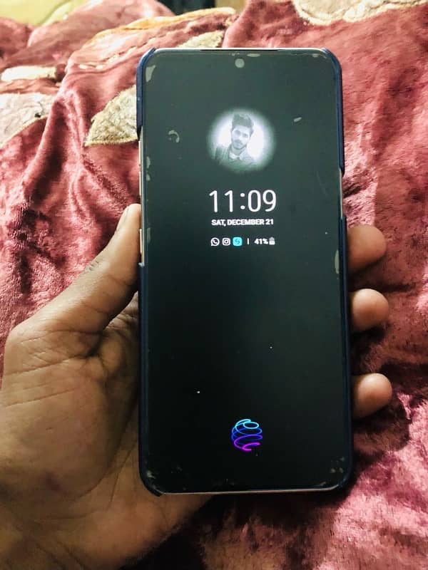 lg v 60 single sim nonpta  EXCANGE POSSIBALE 03469318716 4