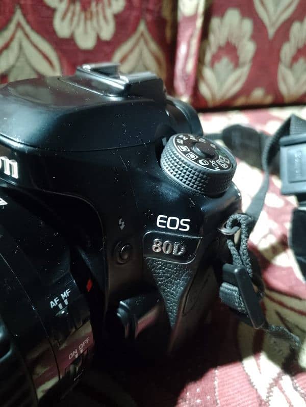 canon 80d 1