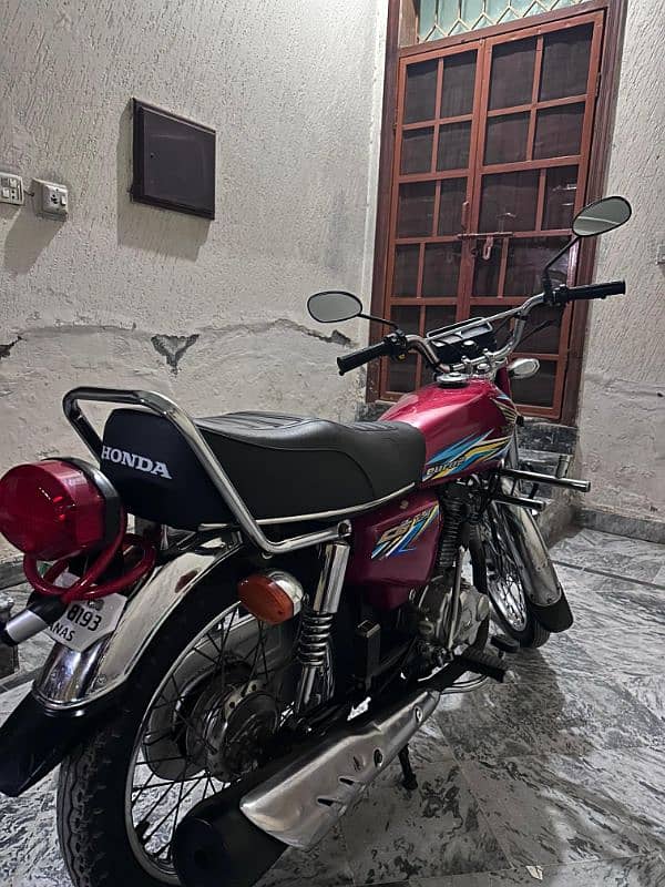 Honda 125 Good Condition 3