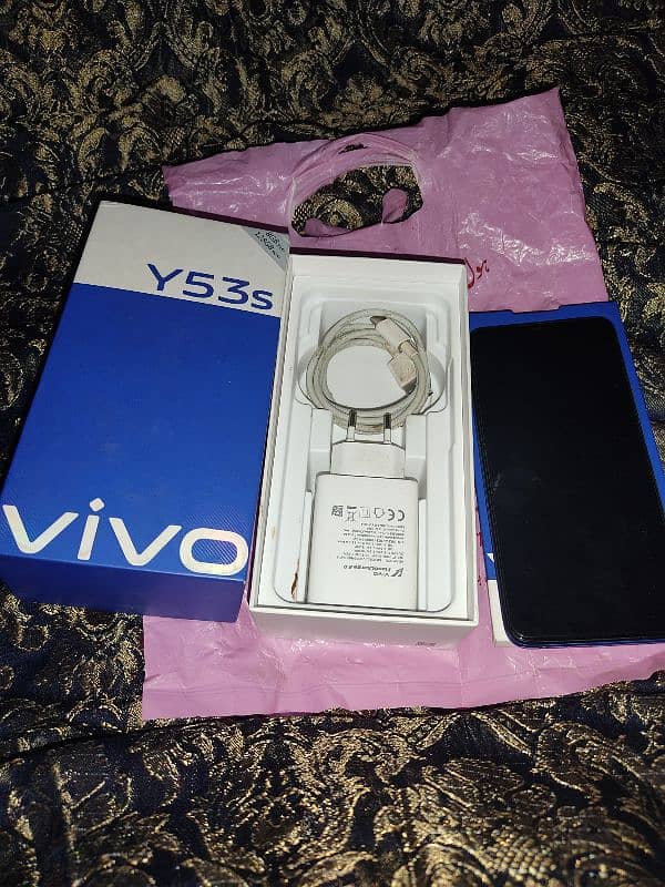 Vivo Y53s Full Box 1