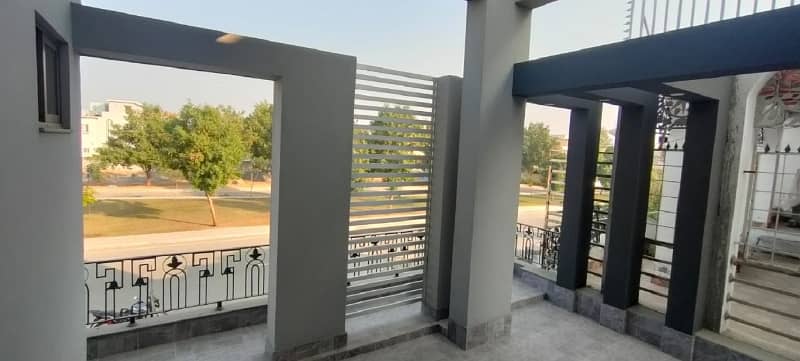 1 Kanal House For Sale In Iris Block Bahria Town Lahore 9