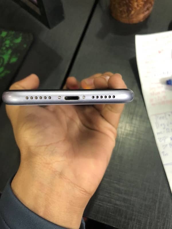 iphone 11 64 gb non pta 5