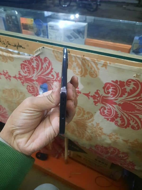 OPPO Reno 12 2