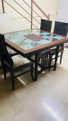 dining table ( sheesham wood)