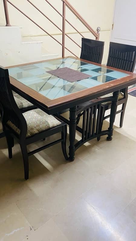 dining table ( sheesham wood) 0