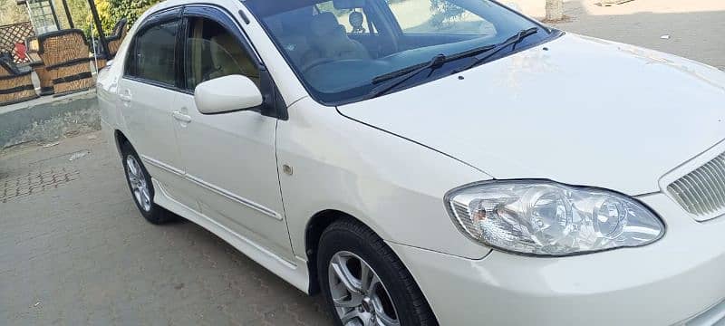 Toyota Corolla xli convert se saloon 4