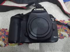 CANON 5D MARK III BODY WITH GRIP AND SIX BATTERIES