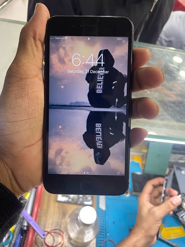 i phone 7 plus 128 gb PTA approved 0