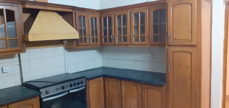 4 Bed Double Storey SD House Available For Sale In Askari 13 10