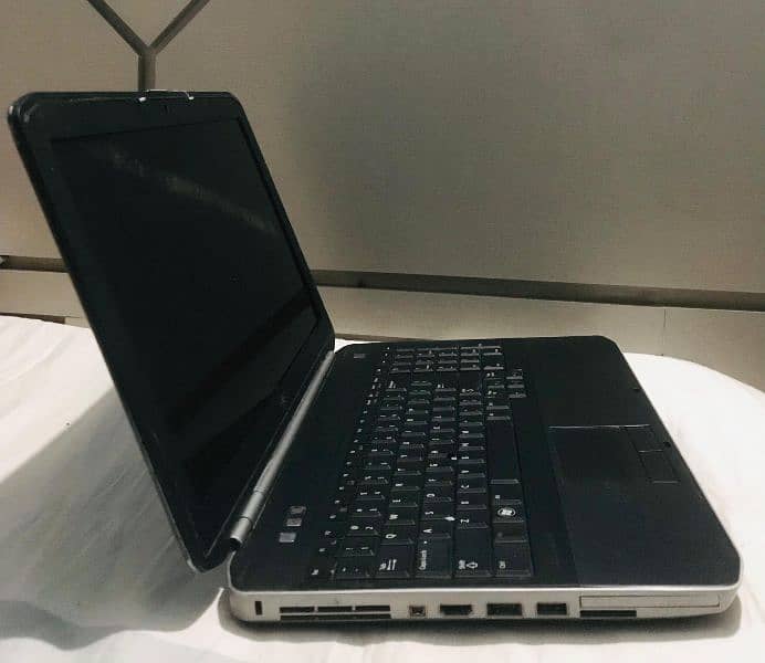 Dell Latitude I5 2nd Gen (Laptop) 0