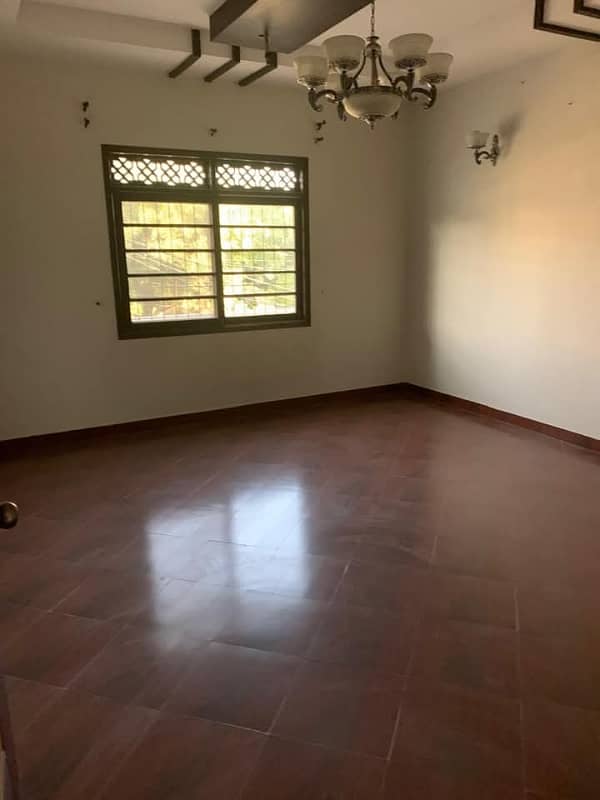 4 bed dd 1st floor West open portion available for rent 0